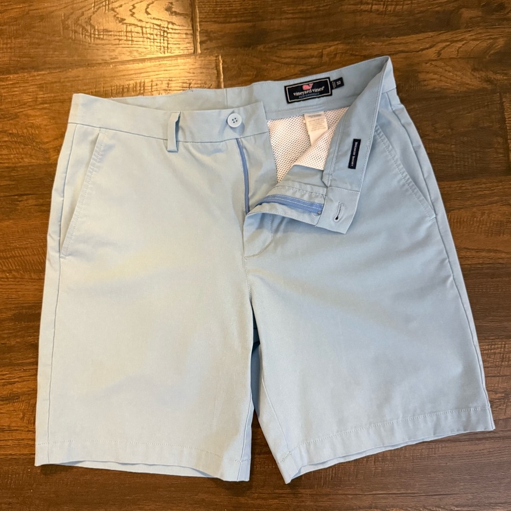 Vineyard Vines Performance Breaker Shorts Men’s 32 Light Blue Golf Casual